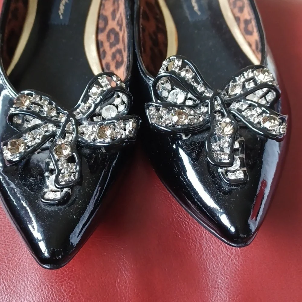 Beverly Feldman Patent Leather Flat Black Bow Rhinestone, sz 8M, new